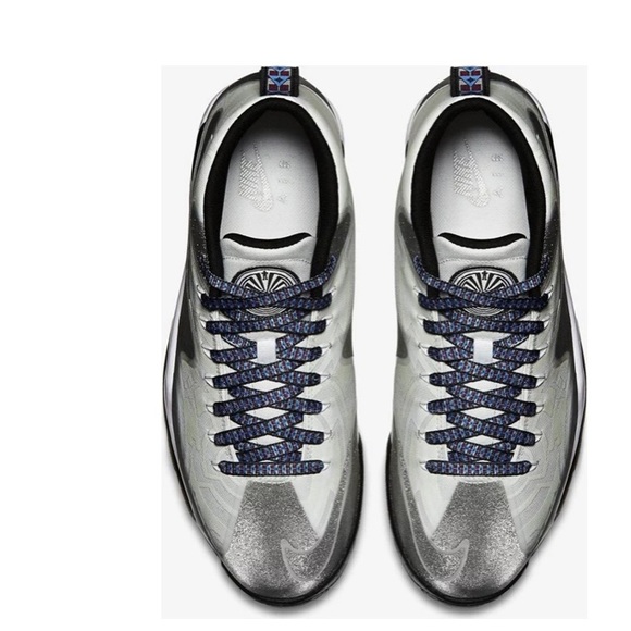 Retro Nike Air Untouchable Vapor
Super Bowl Desert Journey - Picture 7 of 8